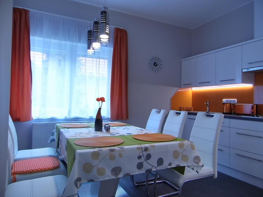 Alfa Apartman Sárvár Habitación foto